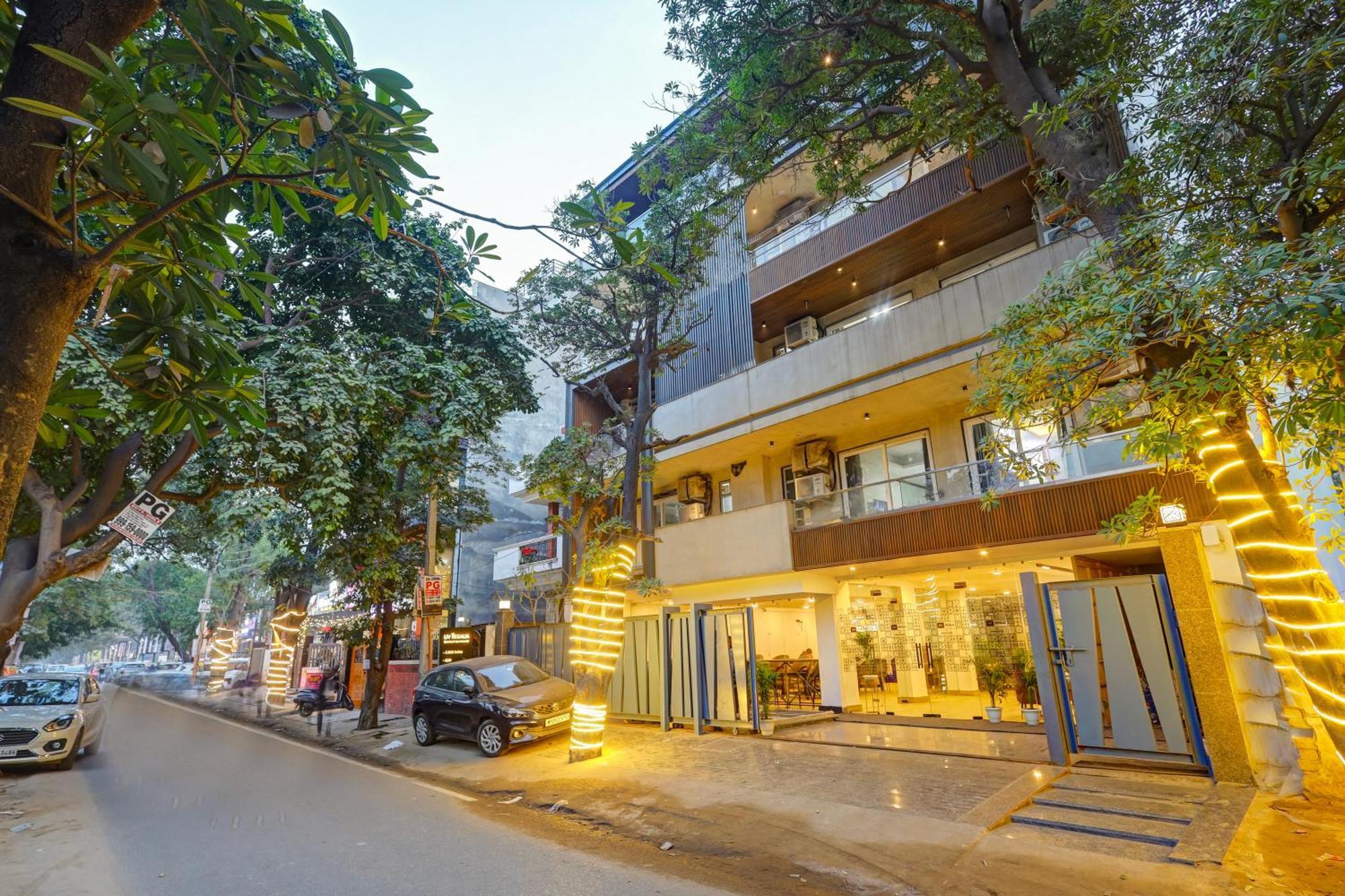1Bhk Suites Opp Marriott - Huda City Centre Gurgaon Exterior photo