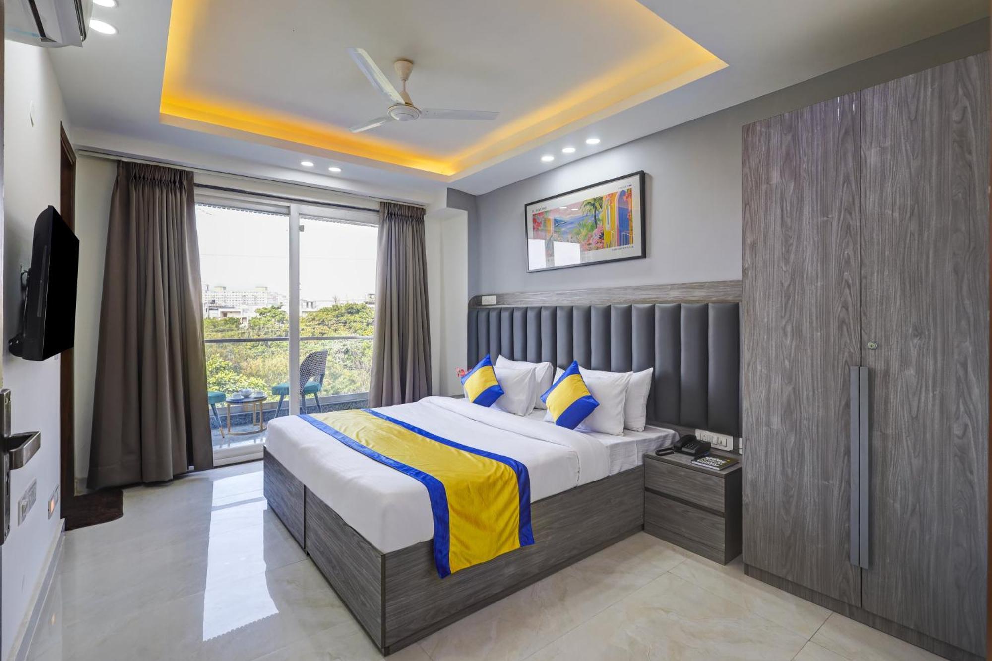 1Bhk Suites Opp Marriott - Huda City Centre Gurgaon Exterior photo