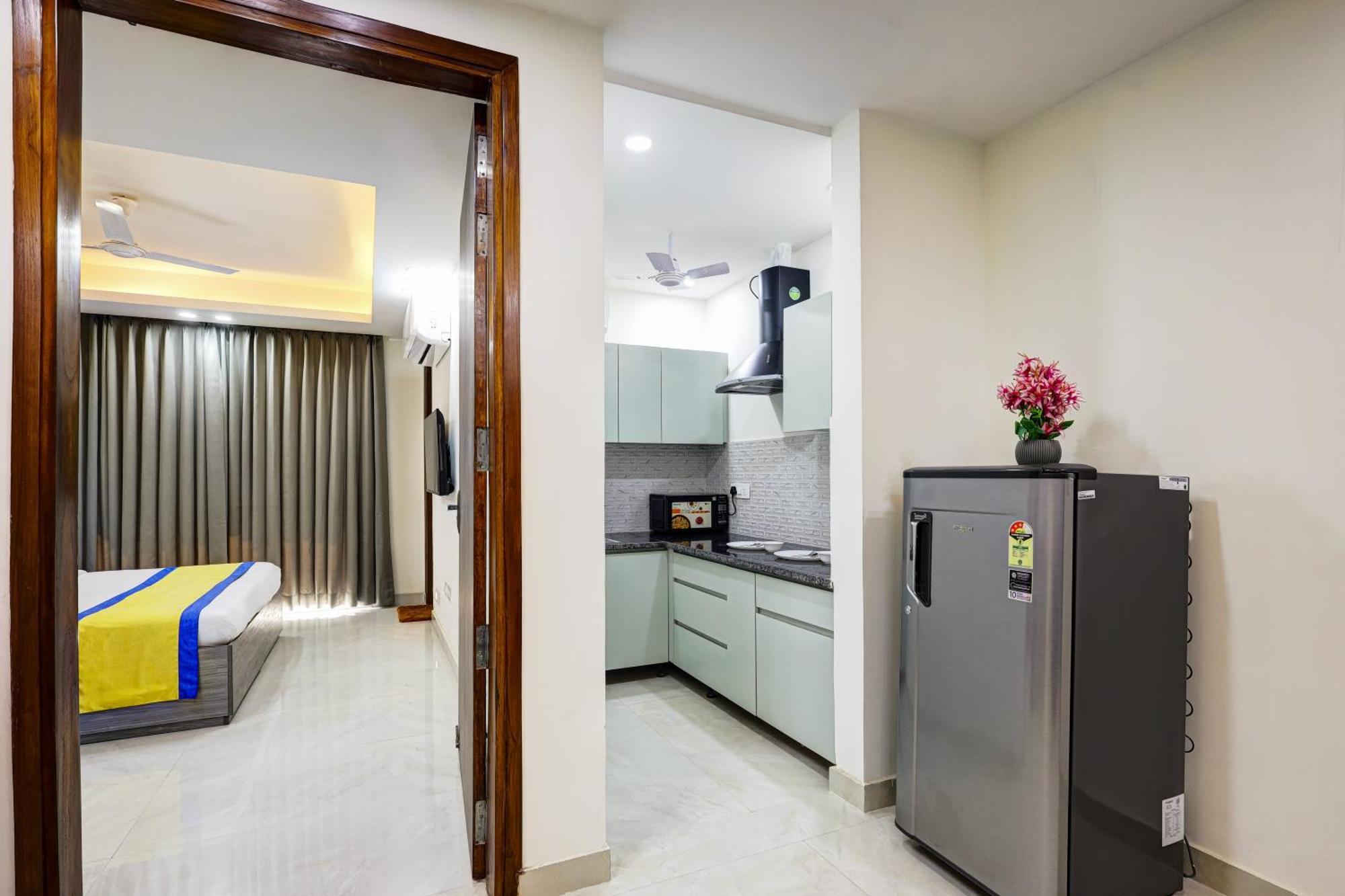 1Bhk Suites Opp Marriott - Huda City Centre Gurgaon Exterior photo