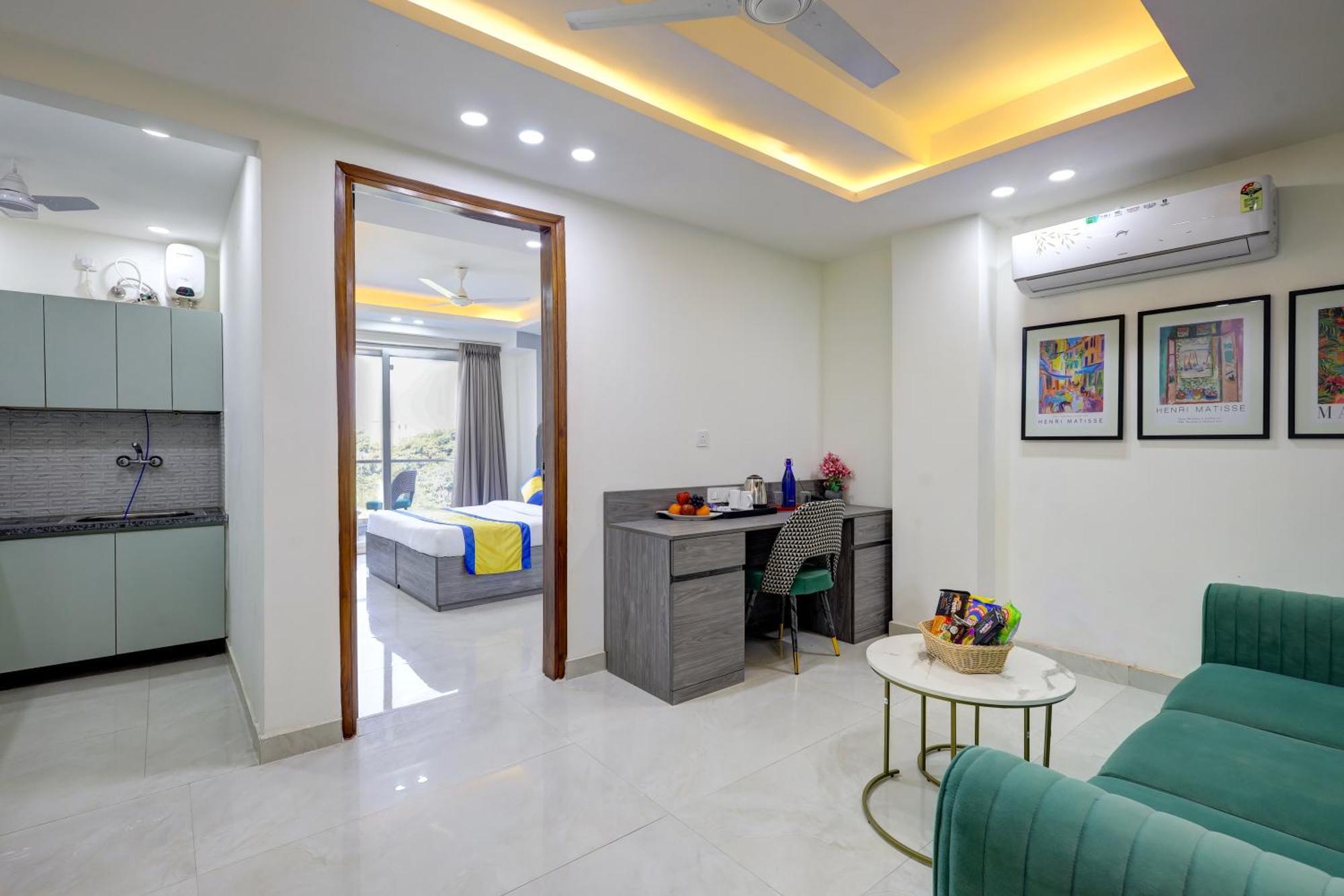 1Bhk Suites Opp Marriott - Huda City Centre Gurgaon Exterior photo